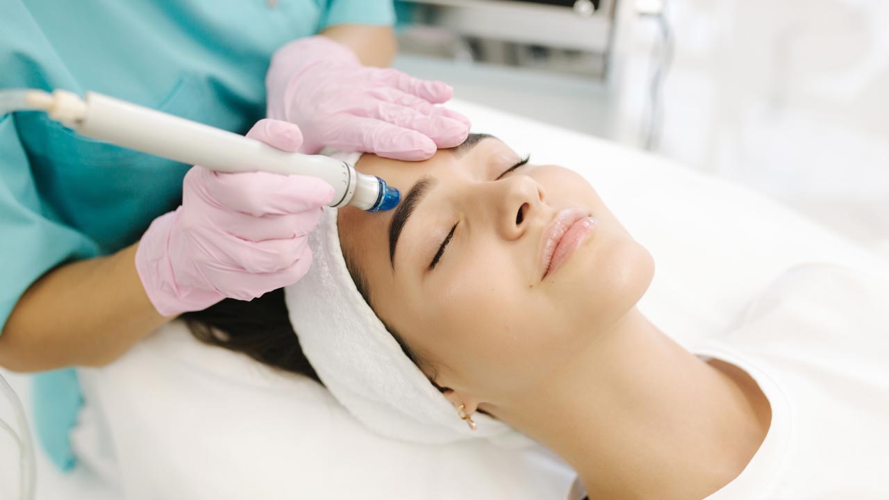 Dermabrasion Vs. Microdermabrasion | Which Should You Choose?
