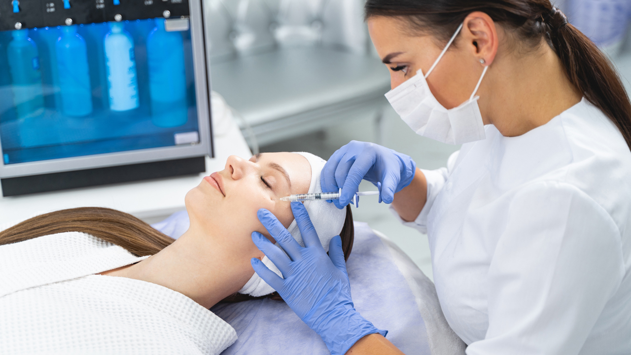 Juvederm Under Eye Filler Before After The Procedure The Pain The Payoff - bl0ivq3